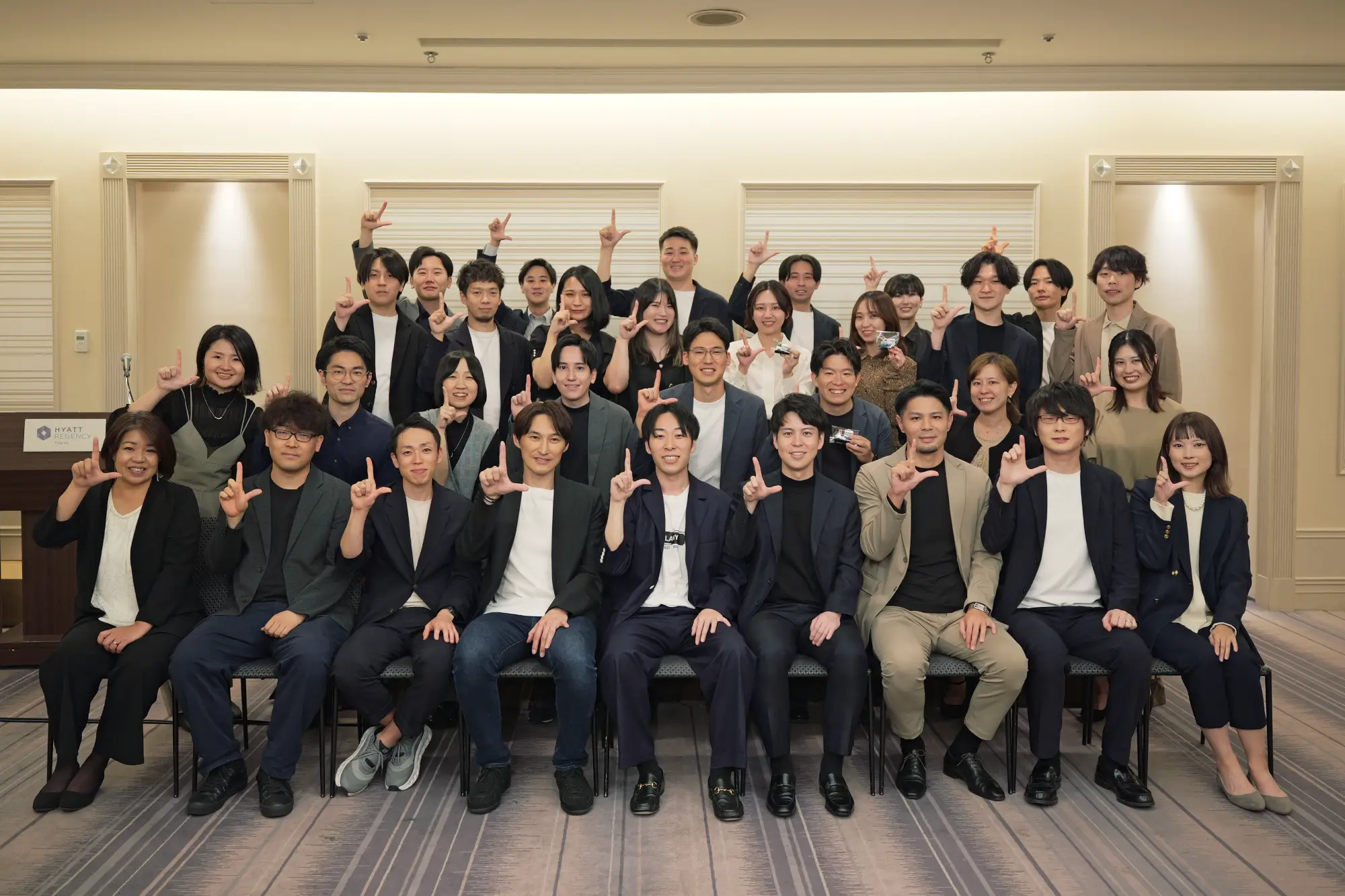 LANY 社員一同
